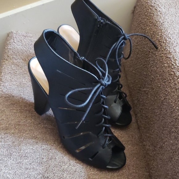 Shoes - Picture 2 of 2